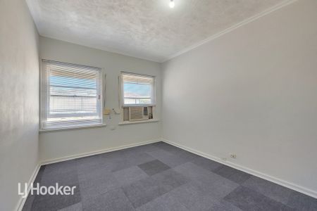 Three Bedroom Home - Photo 5