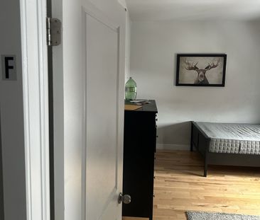 44 Ontario Street - 3F - Photo 4