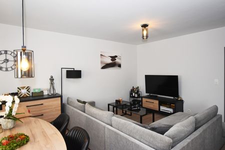 Modern dakappartement op de derde verdieping op centrale locatie te Schilde! - Foto 4