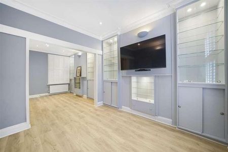 First Avenue, Queens Park Estate, London, W10 - Photo 2