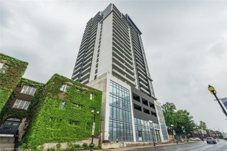 For Lease - 15 Queen Street Unit# 805, Hamilton, Ontario - Photo 4