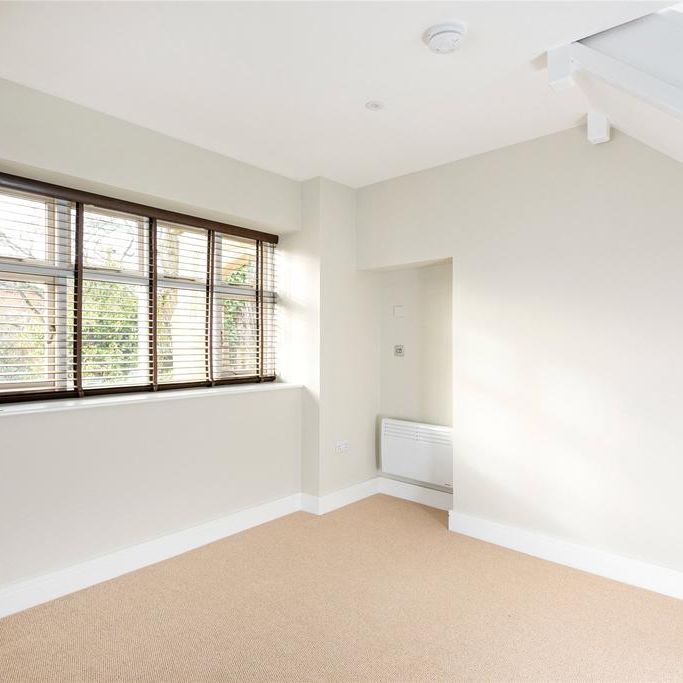 1 bedroom detached house to rent - Photo 1
