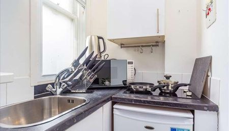 Hill Street, Mayfair, London, W1J - Photo 4