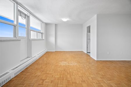 For Lease - 100 Rowena Drive Unit# 914, Toronto, Ontario - Photo 4