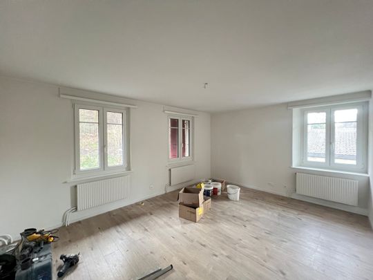 Envers 55– Bel appartement 3.5 pièces rénové au 3ème étage au centre-ville du Locle - Photo 1