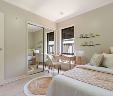 Immaculate Living in a Quiet Craigieburn Pocket - Photo 6