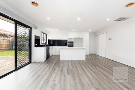 Three Bedroom Home - Photo 3