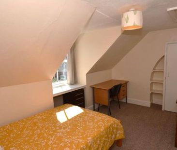 12 Old Park Road, EX4 4EZ (x4) - Photo 1
