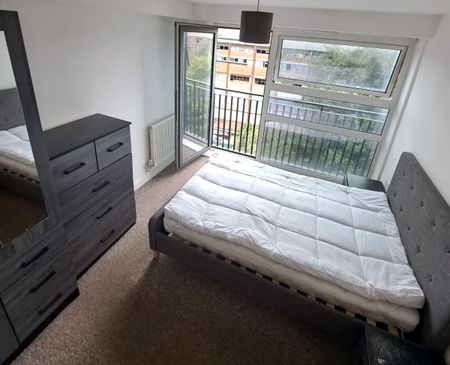 Carriage Grove, Bootle, L20, Liverpool - Photo 2