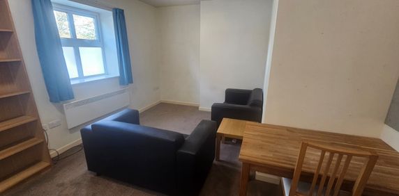 1 Bed - 121 Woodhouse Street, Woodhouse, Leeds - LS6 2PY - Student/Professional - Photo 2