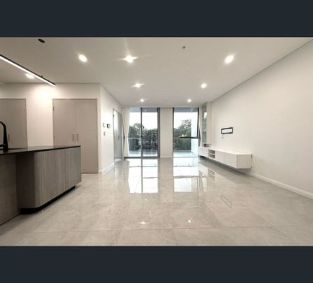 520/2 Cottonwood Crescent, Macquarie Park, NSW 2113 - Photo 1