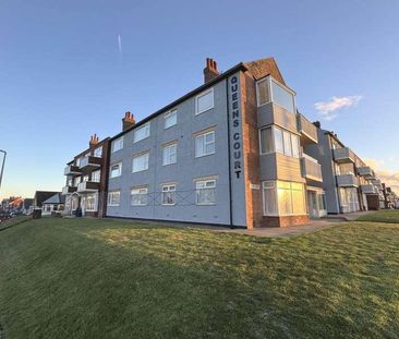 Queens Court, Queens Promenade, Bispham, FY2 - Photo 5