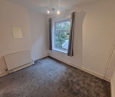 4 bedroom property to rent - Photo 4