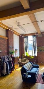 Exposed Brick & BeamLive/Work Loft , 18' ceiling - Photo 4