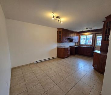 Spacieux 3 chambres proche de tout Montréal-Nord 1700$/mois - appar... - Photo 3