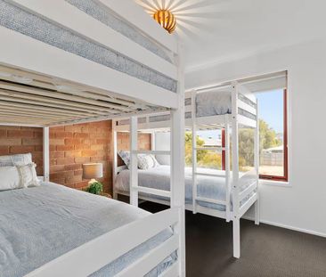 Central Torquay Living - Photo 6