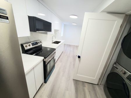 For Lease - 52 Sunny Glen Crescent, Brampton, Ontario - Photo 4