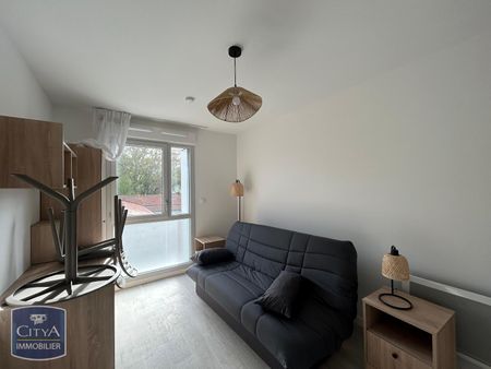 Location Appartement 1 pièce 18m² LA ROCHELLE 17000 - Photo 2