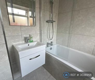 2 bedroom maisonette to rent - Photo 1