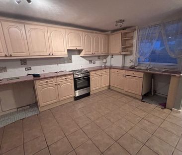 Perran Close - Photo 3