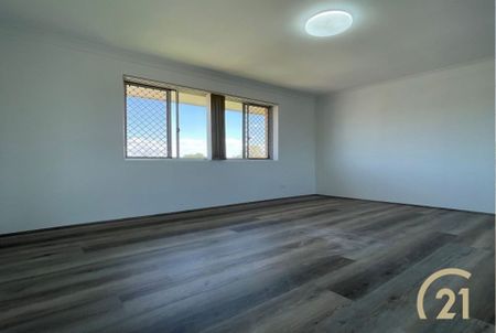 Renovated 2 Bedroom Unit in the Heart of Fairfield!!! - Photo 2