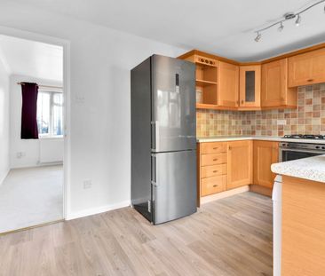 2 Bedroom - Photo 5