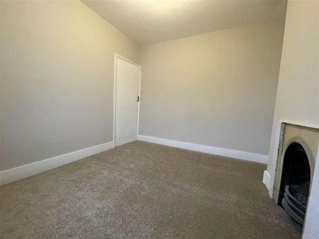 Fairlight Road, Eastbourne, BN22 - Photo 2