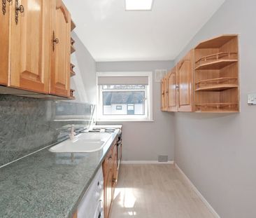 40 Larch Road, AB16 5ER, Aberdeen - Photo 5