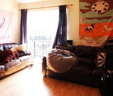 6 bedroom townhouse to rent - Photo 1