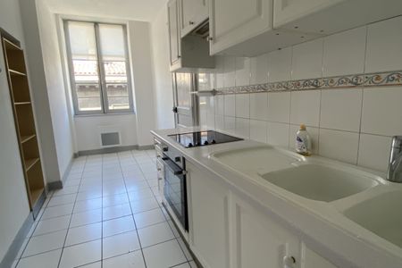 APPARTEMENT TYPE 4 - QUARTIER SAINT-PIERRE - Photo 2