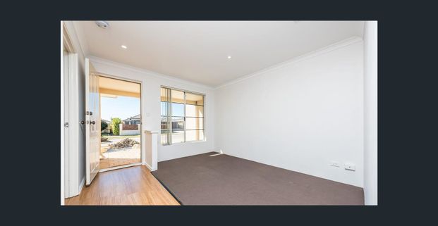 4x2 Family Home with Multiple Living Areas in Butler! - Photo 1