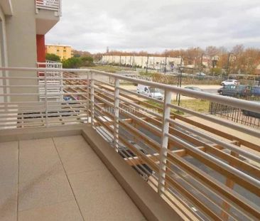 Location Appartement 2 pièces 46 m2 à Port-Saint-Louis-du-Rhône - Photo 4