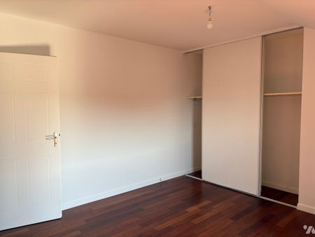 SAINT-MARC, GRAND T3 ASCENSEUR PARKING TERRASSE - Photo 4