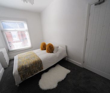 Falmouth Street, Middlesbrough - Photo 3