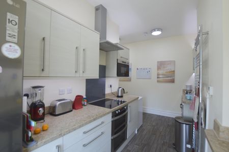 Ashley Road, Poole, BH14 0AD - Photo 4