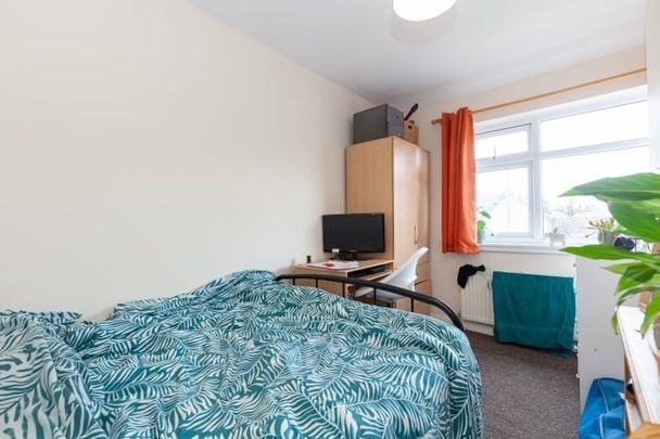 Crowell Road, Temple Cowley - Photo 1