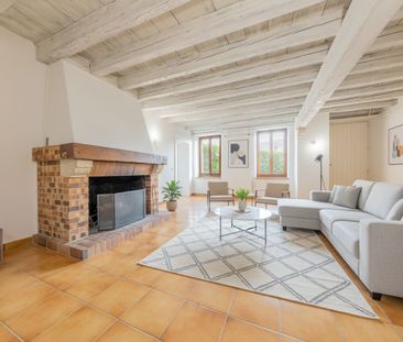À louer - Magnifique Duplex dans une maison de village de 7.5 pièce... - Photo 2