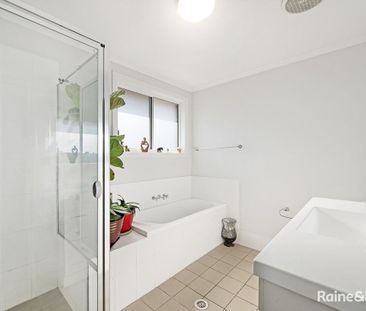 Modern Comfort in a Peaceful Worrigee Location - Photo 6