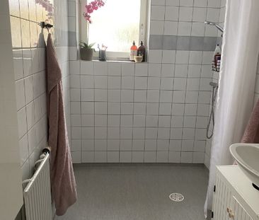 Vallentuna - 1rok - tillsv - 5.250kr/mån - Photo 2