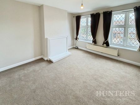 2 bedroom Flat To Let - Photo 5