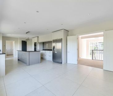 5 bedroom detached house to rent - Photo 1