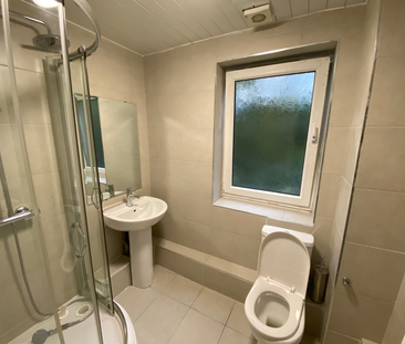 Flat 15, Samara Plaza, Room 2, LS2 9DU, Leeds - Photo 3
