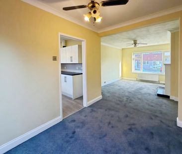 Nunns Way, Grays, RM17 - Photo 2