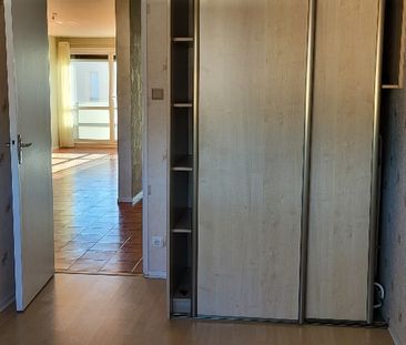 Location Appartement 3 pièces 80m² LA TALAUDIERE 42350 - Photo 4