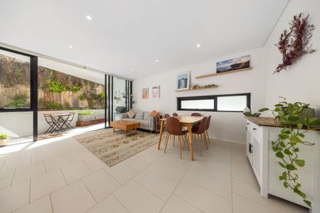 212/6 Maxwell Road, Forest Lodge, NSW 2037 - Photo 3