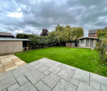 4 bedroom detached to let - Photo 3