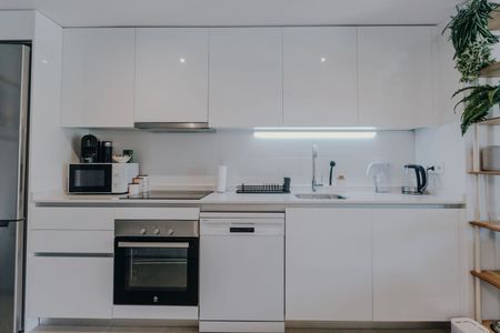 Piso de alquiler en Calle Archidona, 2, La Concha - Resina Golf - Photo 2