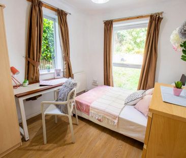 6 bedroom house to rent - Photo 3