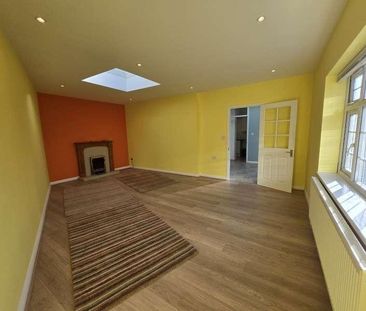 Dison Close, Enfield, EN3 - Photo 3