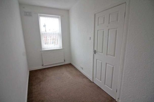 Ashworth Street, BL8 - Photo 1